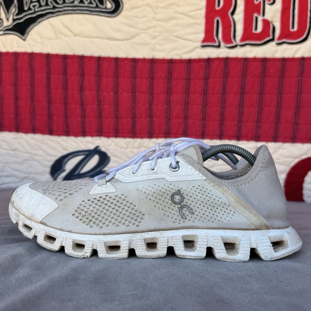 Size 8.5 - ON CLOUD 5‎ COAST UNDYED-WHITE/PEARL 3MD10530866